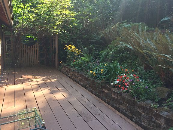 Back deck with water feature