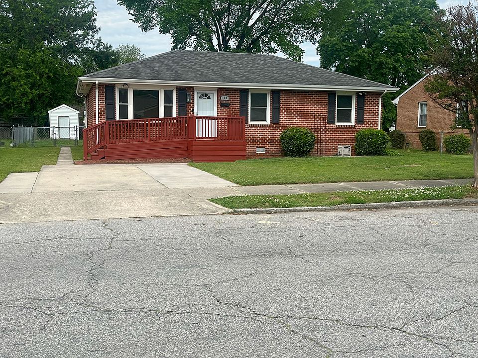 1st image of 104 Elm Ave