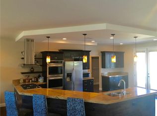 325 E Paradise Hills Dr, Henderson, NV 89002