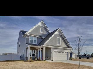 319 Green Lake Rd, Moyock, NC 27958