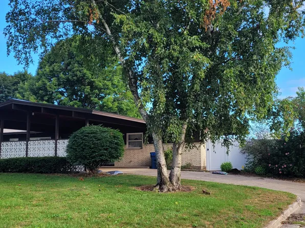 207 W Lake St, Hart, MI 49420