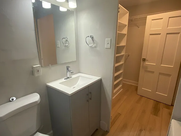 Renovated Studios, 1, & 2 bed apartments! — Photo 9