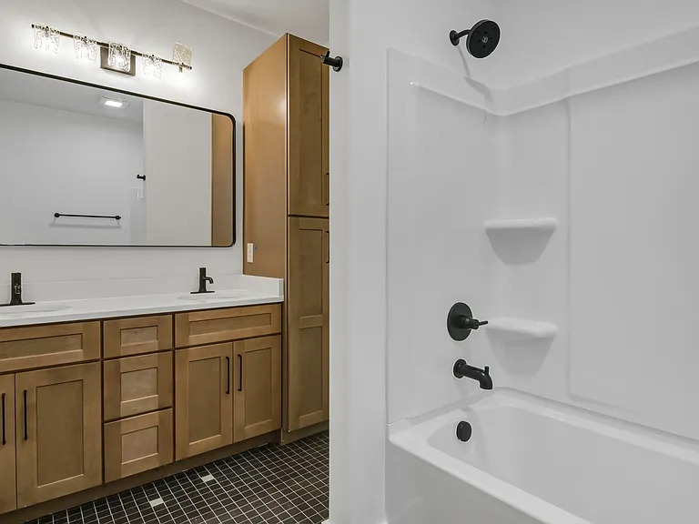 2466 Millwood Ave #A — Photo 31