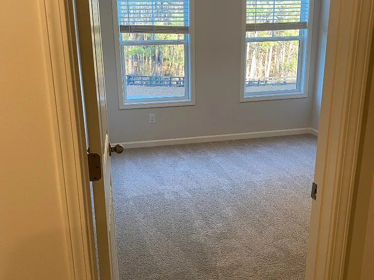 221 Vista Ln — Photo 35