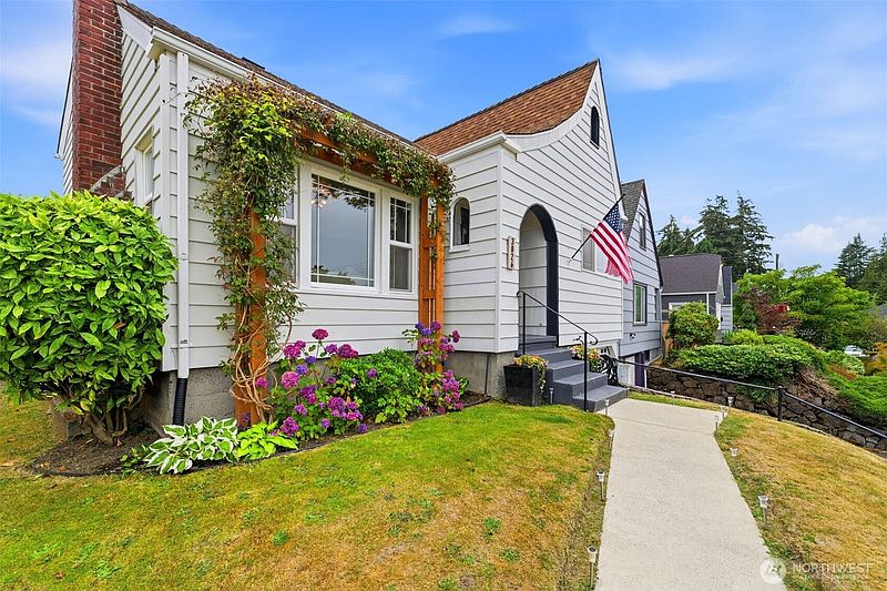 2nd image of 3826 S 8th Street