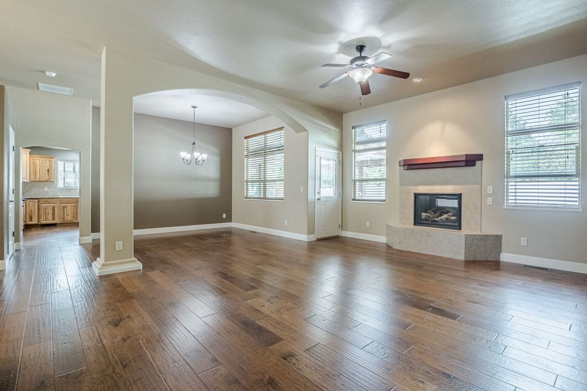 next background image