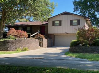 840 Driftwood Ave, Columbus, IN 47203