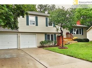 9526 Hayes St, Overland Park, KS 66212