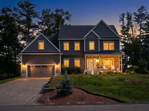 11 Riders Way, Halifax, MA 02338