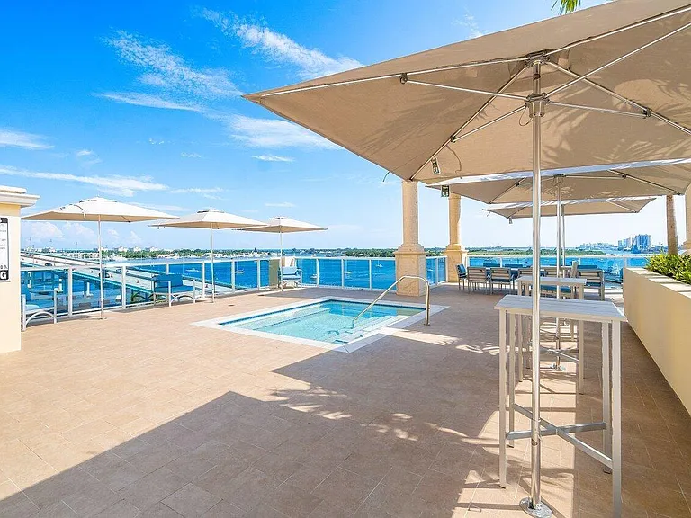 2650 Lake Shore Dr #2403 — Photo 41
