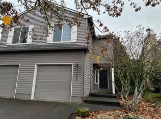 15348 SW Roundtree Dr, Portland, OR 97223