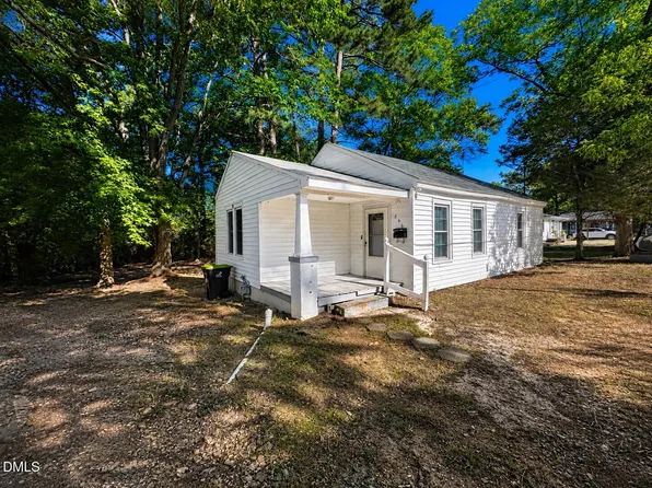 846 State St, Henderson, NC 27536