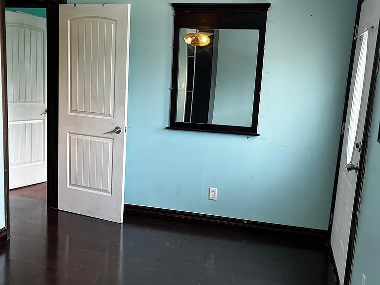 44 Romulus Dr — Photo 13