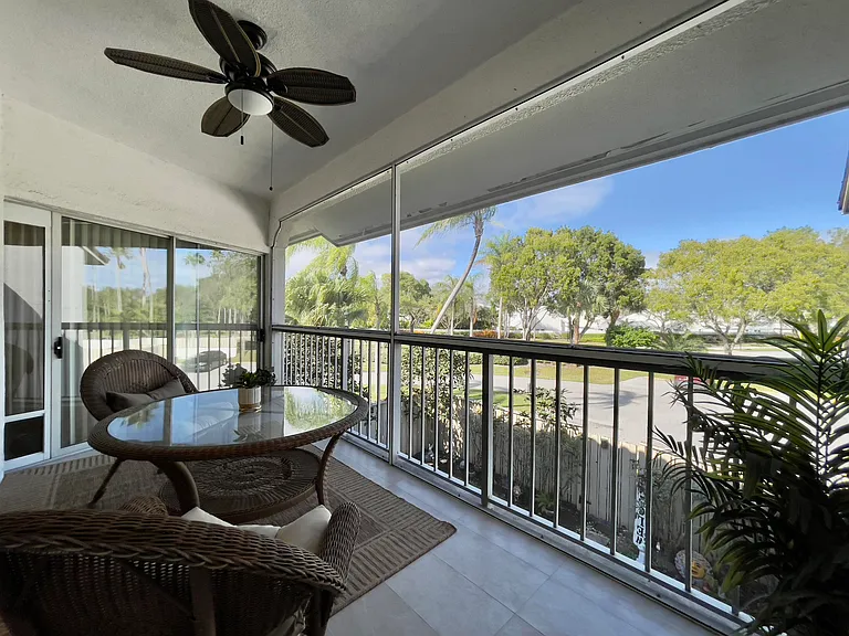 202 Cypress Point Dr #202 — Photo 15