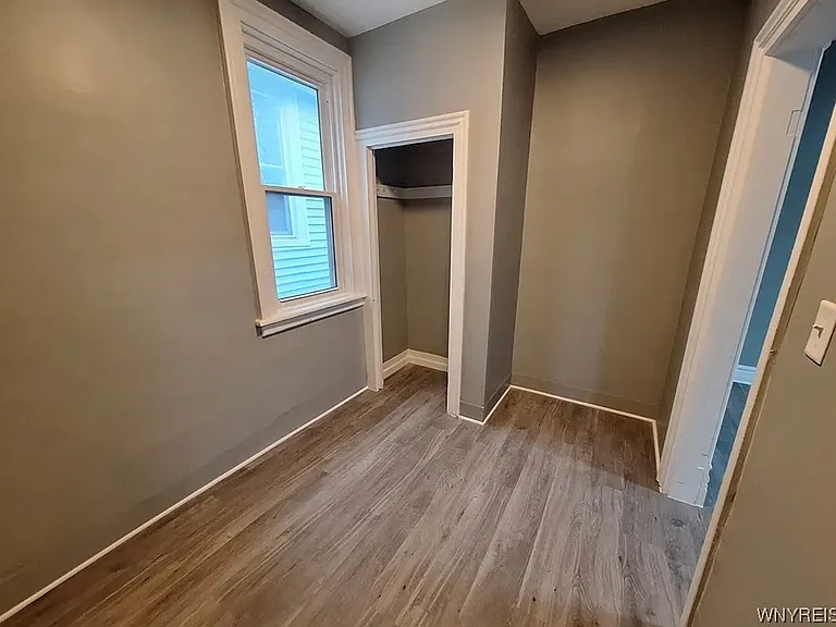 200 W Tupper St #1 — Photo 11
