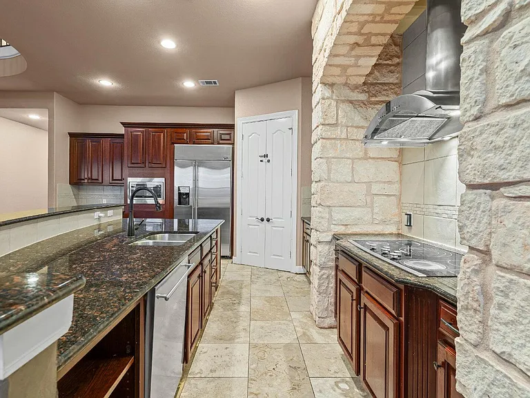 334 Blazing Star Dr — Photo 11