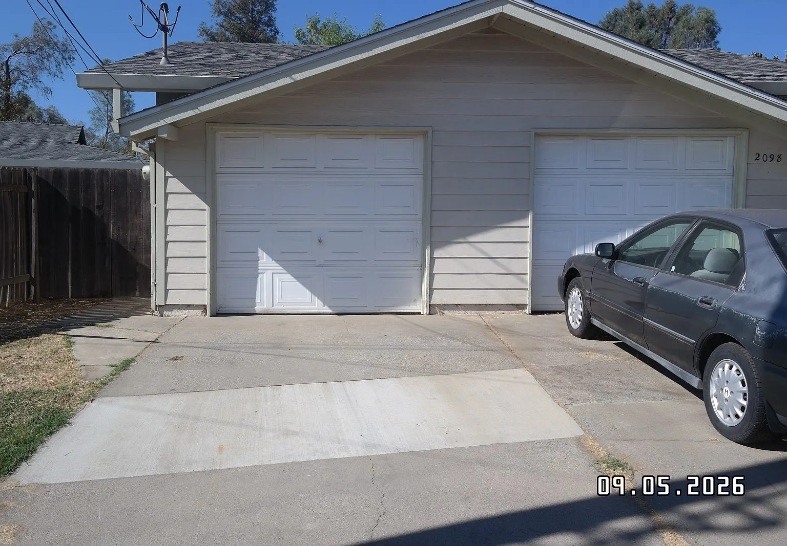 2 bed, 806 sqft, $1,250 — Photo 1