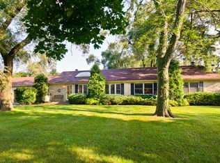 1270 Guerin Rd, Libertyville, IL 60048