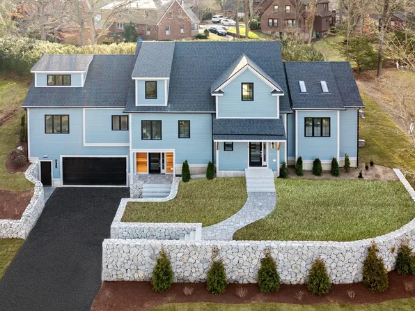 10 Norfolk Rd, Winchester, MA 01890
