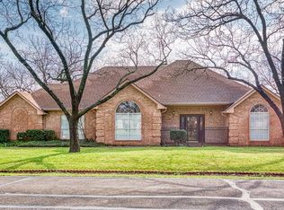 9415 Monticello Dr, Granbury, TX 76049