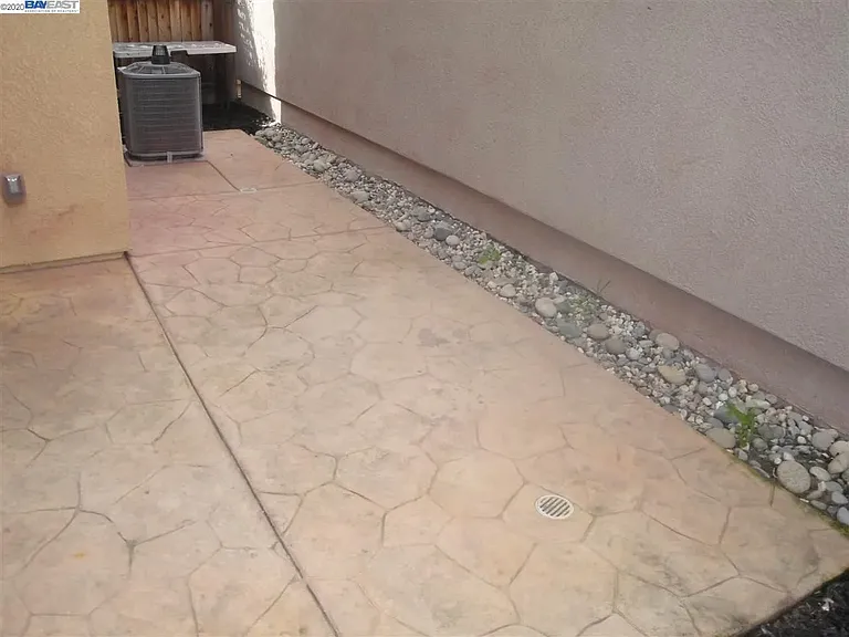 3323 Vittoria Loop — Photo 17