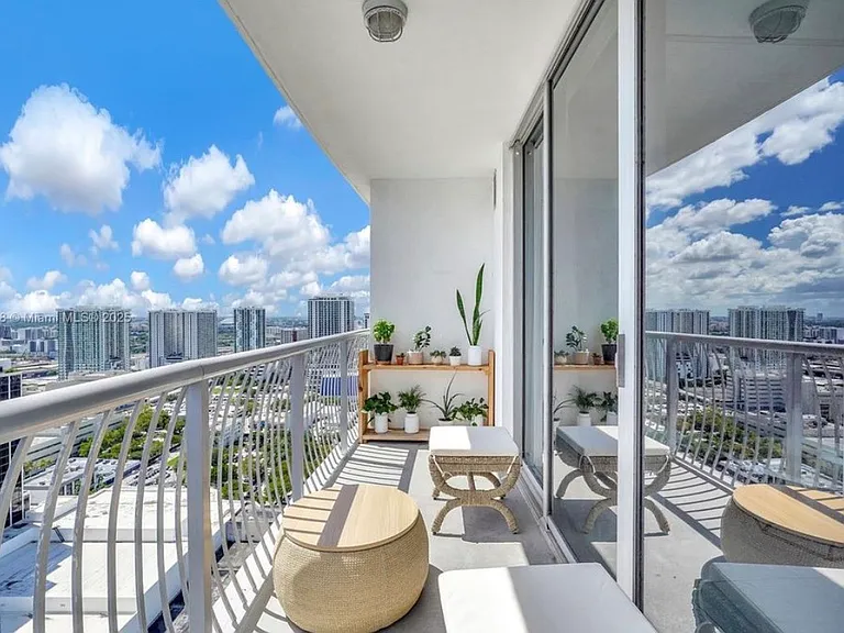 1750 N Bayshore Dr #3708 — Photo 16