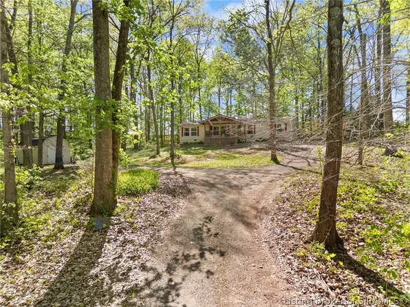 465 S Whiskey Run Ranch Road, Milltown, IN 47145