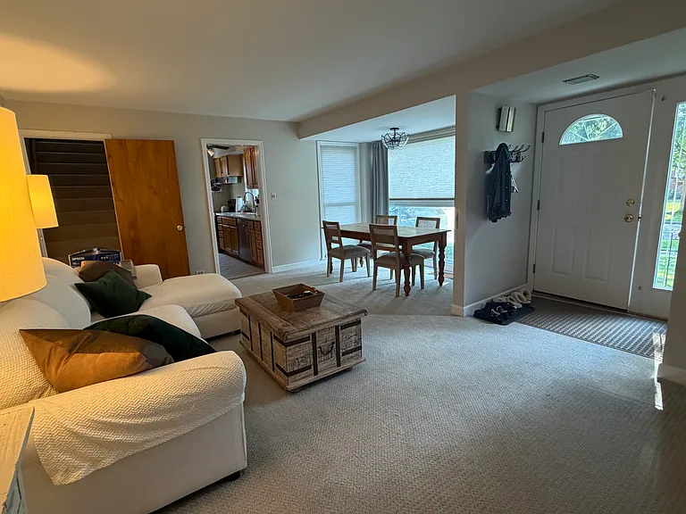 235 Nordica Ave — Photo 3
