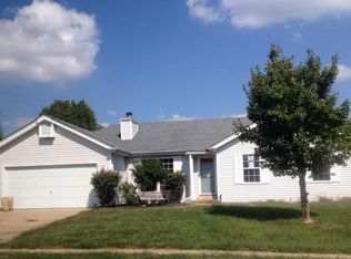 227 Royalltrail Ln, O'Fallon, MO 63368