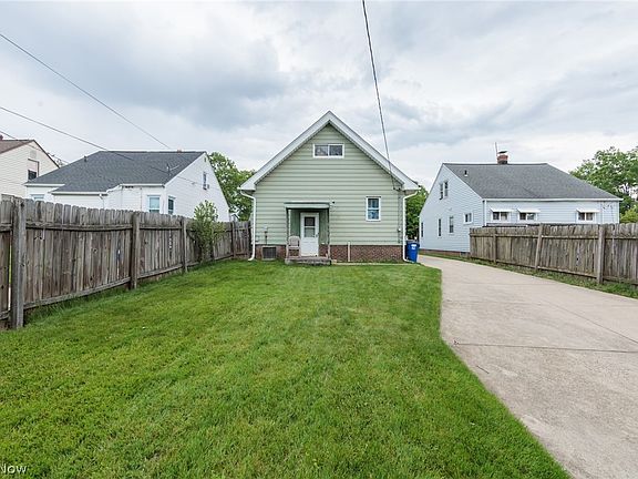 4th image of 3878 W 133rd St