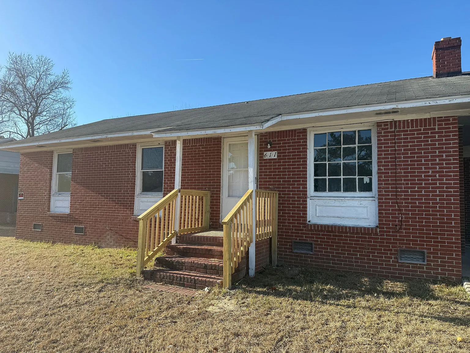 3 bed, 1025 sqft, $800 — Photo 2