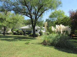 612 Victor Dr, Knoxville, TN 37912