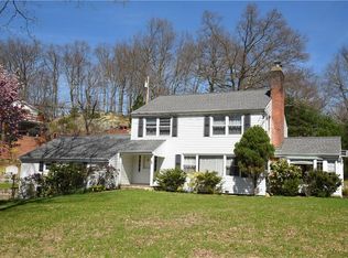 71 Goldens Bridge Rd, Katonah, NY 10536