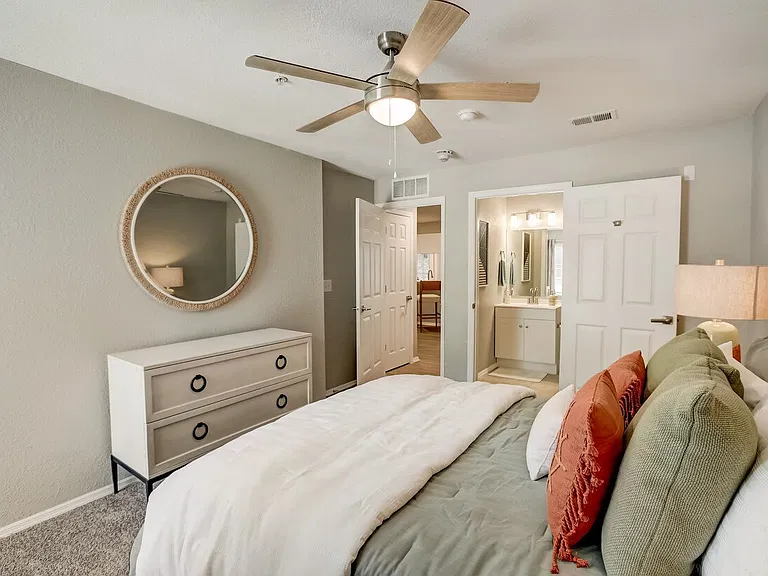 Reserve at Temple Terrace — Photo 10