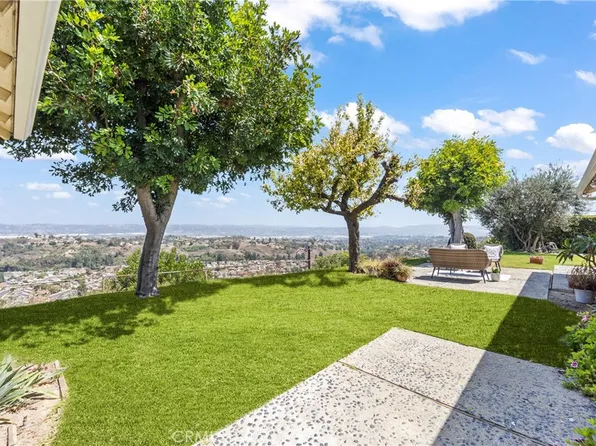 1602 Chestnut Hill Dr, Walnut, CA 91789