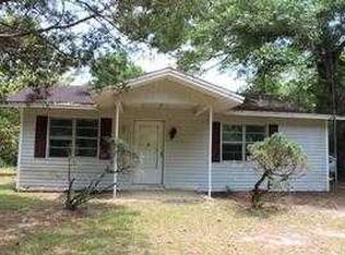 2435 Leonard Dr, Chipley, FL 32428