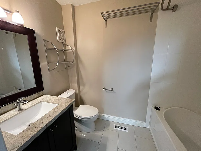 1729 Eglinton Ave W #1739 — Photo 8