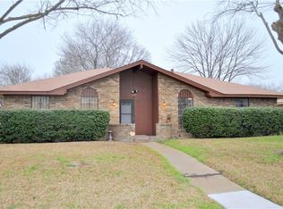 737 Lindenwood Dr, Lancaster, TX 75134