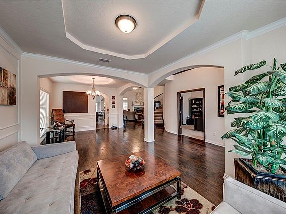 5th image of 14000 Winter Hill Dr
