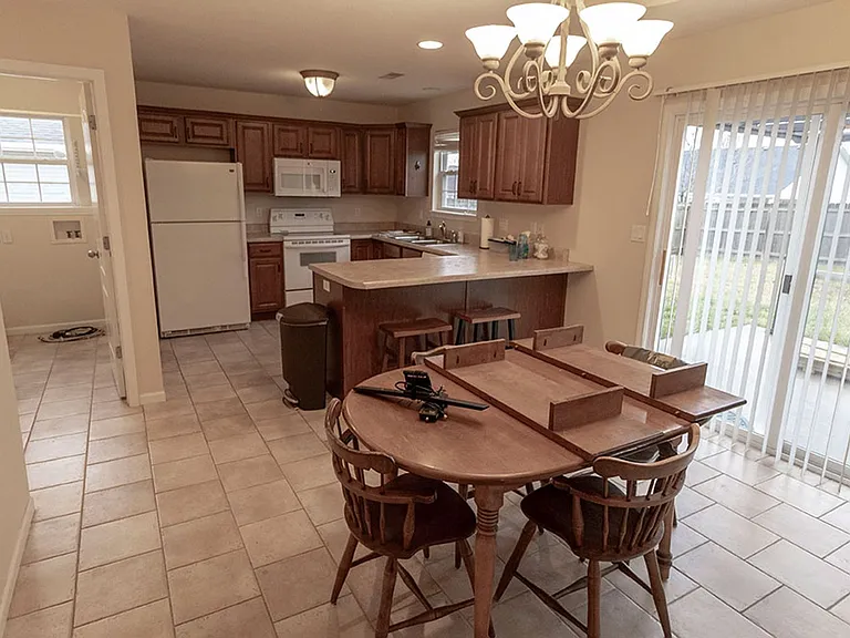 4203 Spring Cress Dr — Photo 8