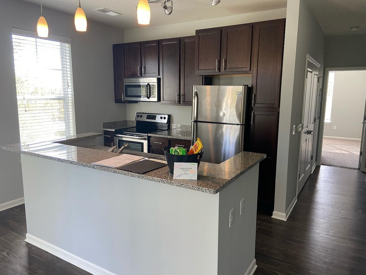 5132 Harbor House Ln SW 206, Grandville, MI 49418 Zillow