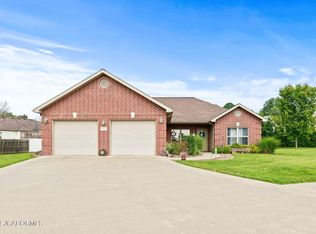609 Downing Ct, Fulton, MO 65251