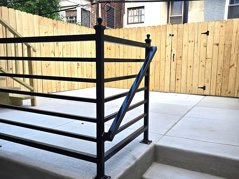 5622 Willows Ave — Photo 9