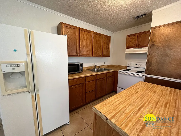 209 Tamarack Ave — Photo 4