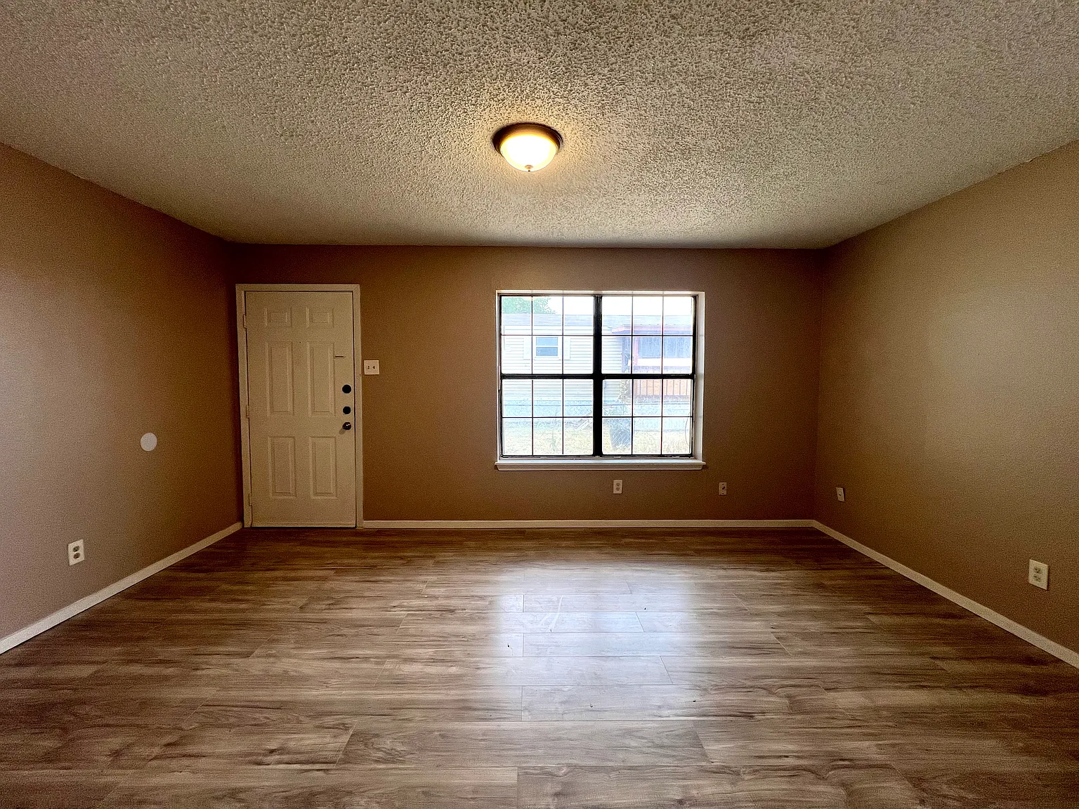 5577 County Road 980 — Photo 4