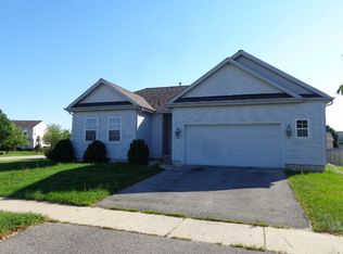 300 River Bend Dr, Genoa, IL 60135