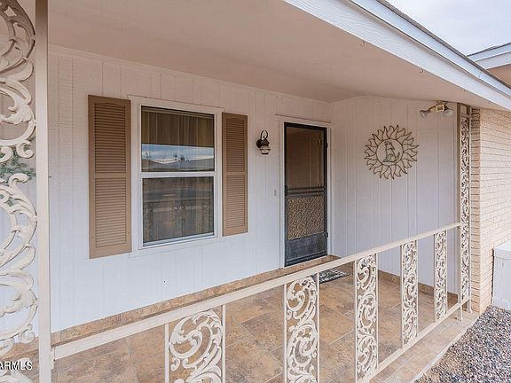 2nd image of 10842 W HUTTON Drive W