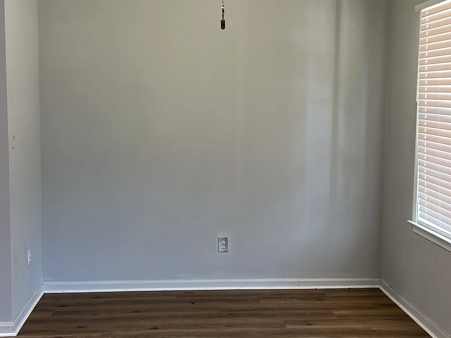 3 bed, 1050 sqft, $1,800 — Photo 4