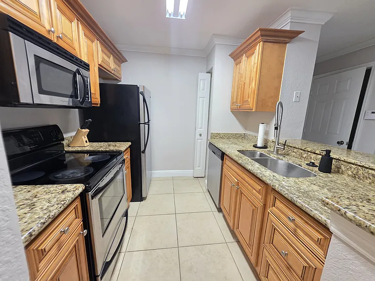 8926 Manor Loop #102 — Photo 55