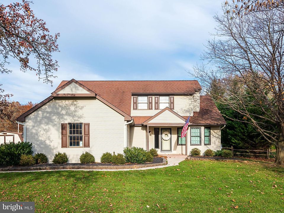 1st image of 1346 Westminster Dr